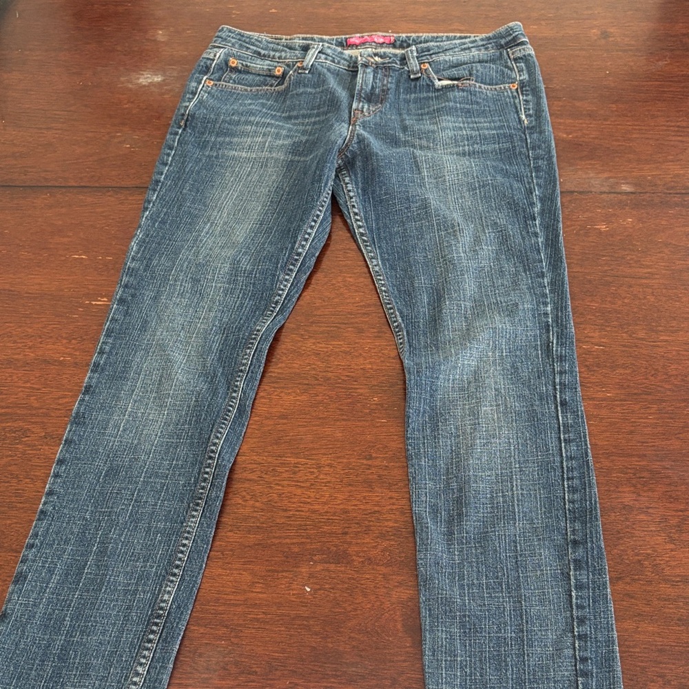Levi's Women's Straight Leg Blue Jeans - Picture 2 of 8